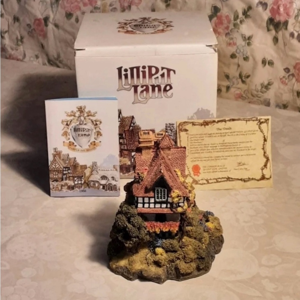 Lilliput Lane "Beacon Heights"